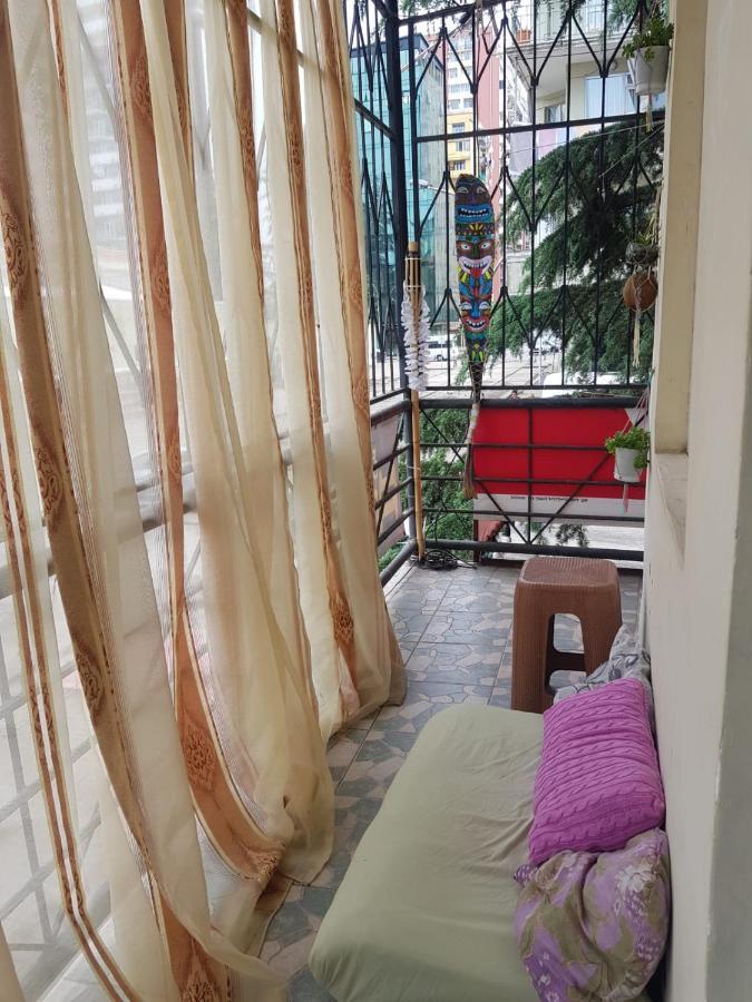 Enjoy The Hostel Batumi Zewnętrze zdjęcie