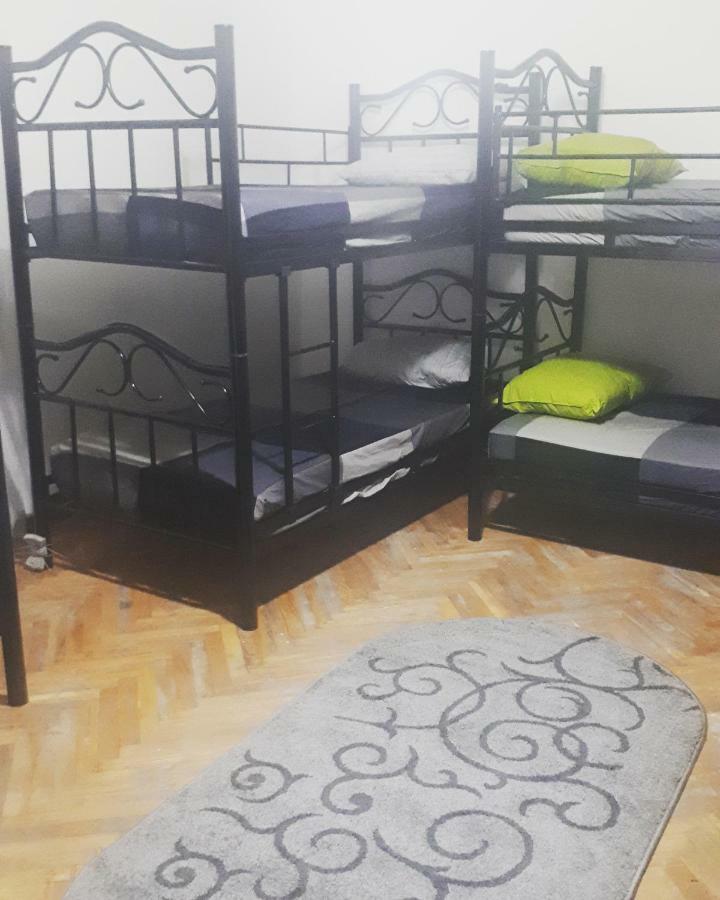 Enjoy The Hostel Batumi Zewnętrze zdjęcie